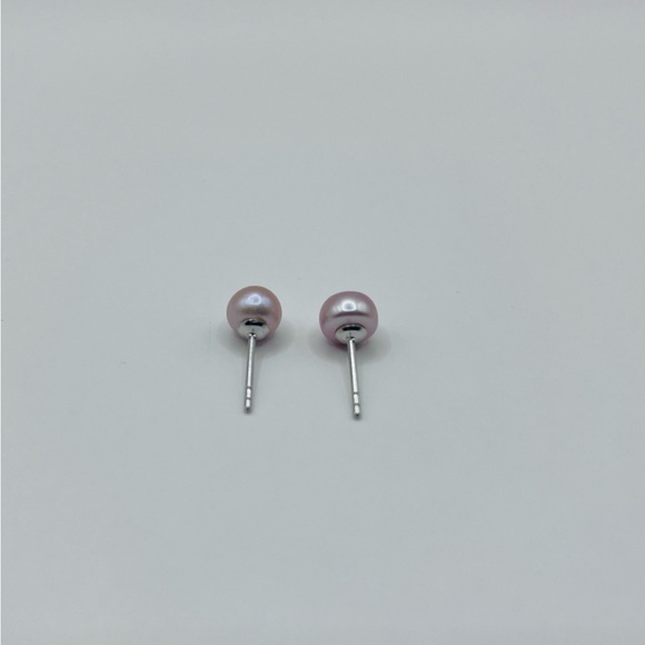 South Sea Pearls Button Earrings - Picture 4 of 4